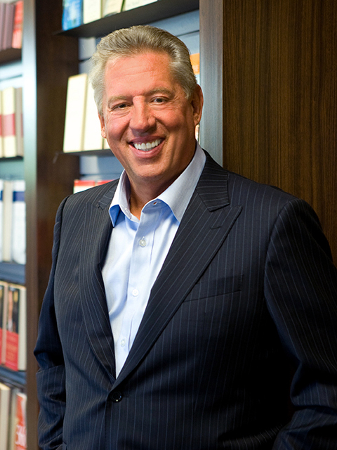 Photo of John C. Maxwell