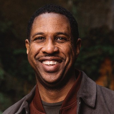 Photo of Hakeem Oluseyi